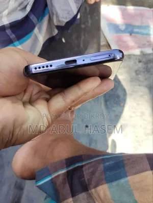 লাভা অগ্নি ৫জি ১২৮ জিবি নীল