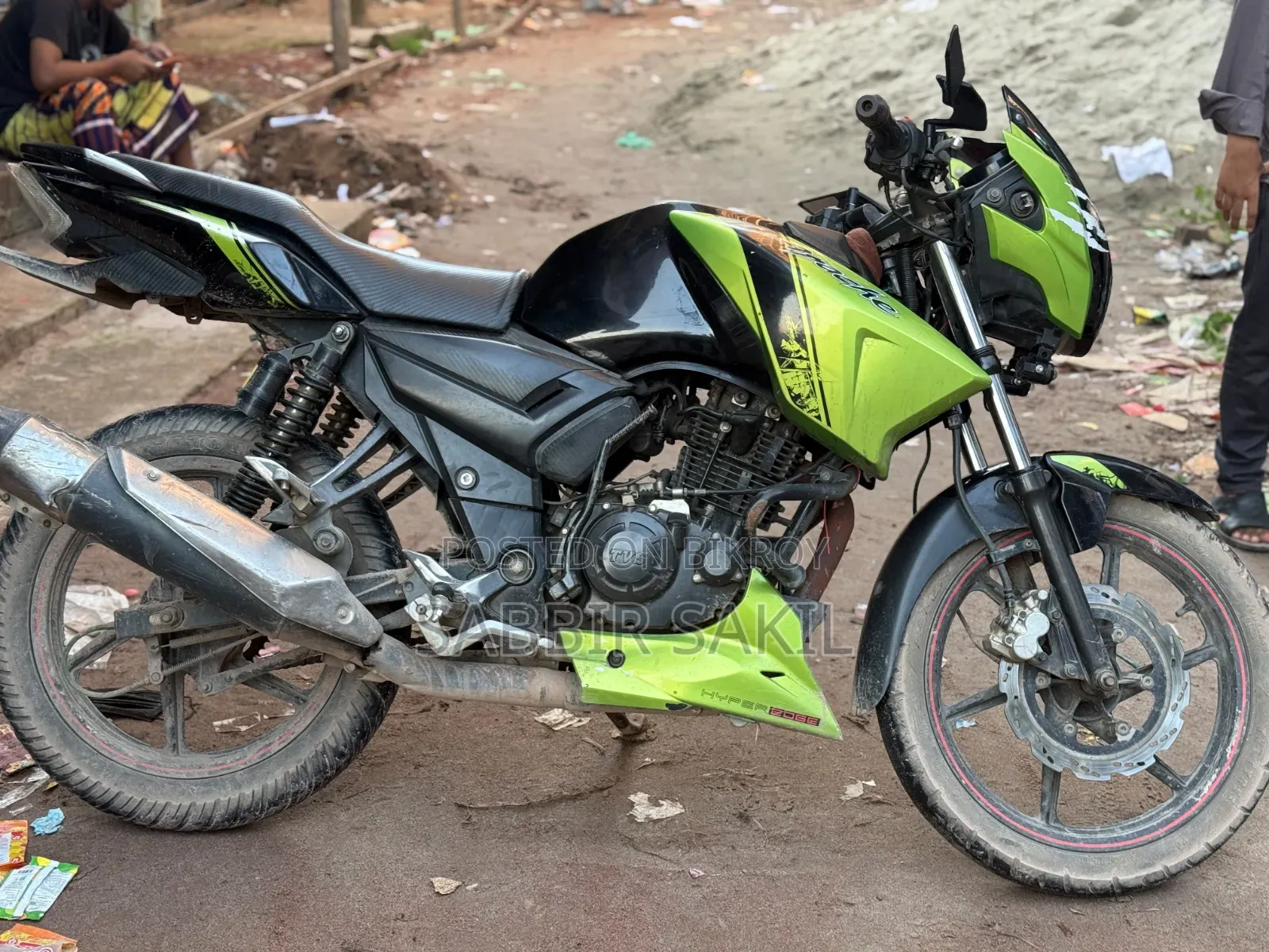 টিভিএস আপাচে আরটিআর ১৬০ টুভি ২০১৮ সবুজ