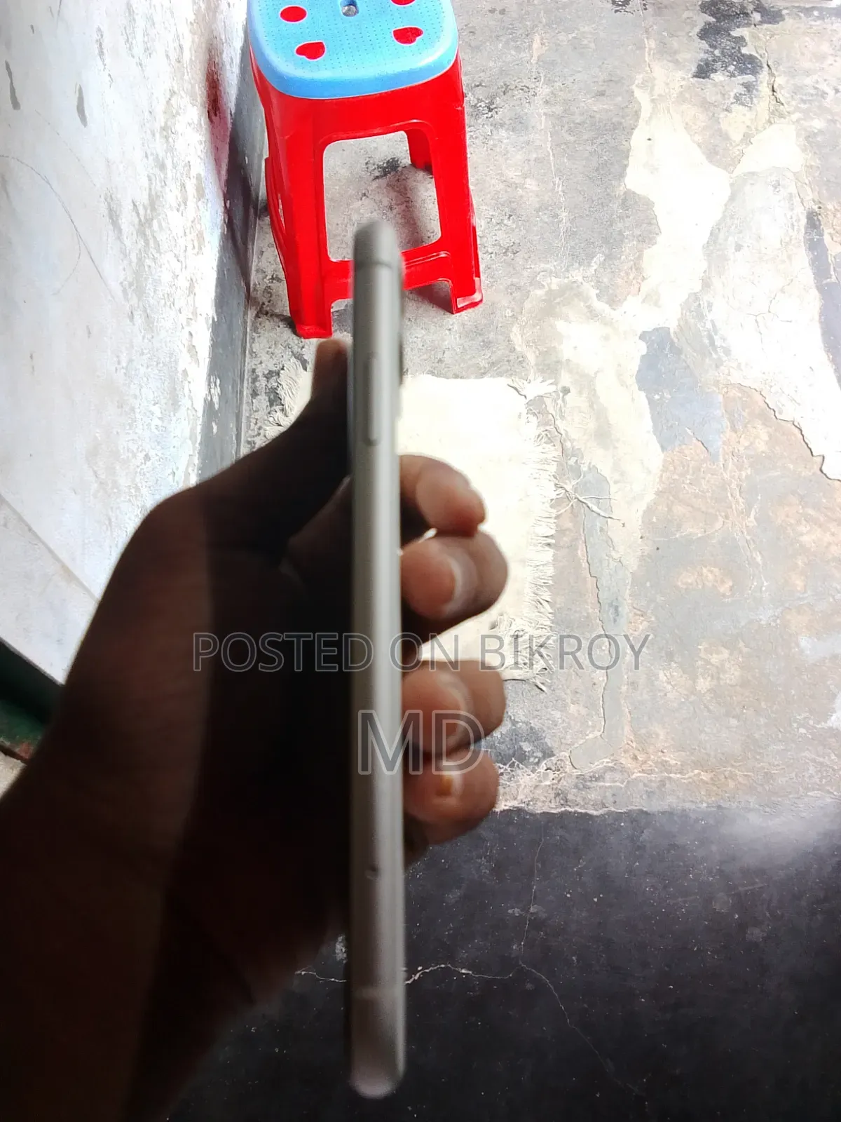 অ্যাপল আইফোন ৮ প্লাস ৬৪ জিবি হোয়াইট