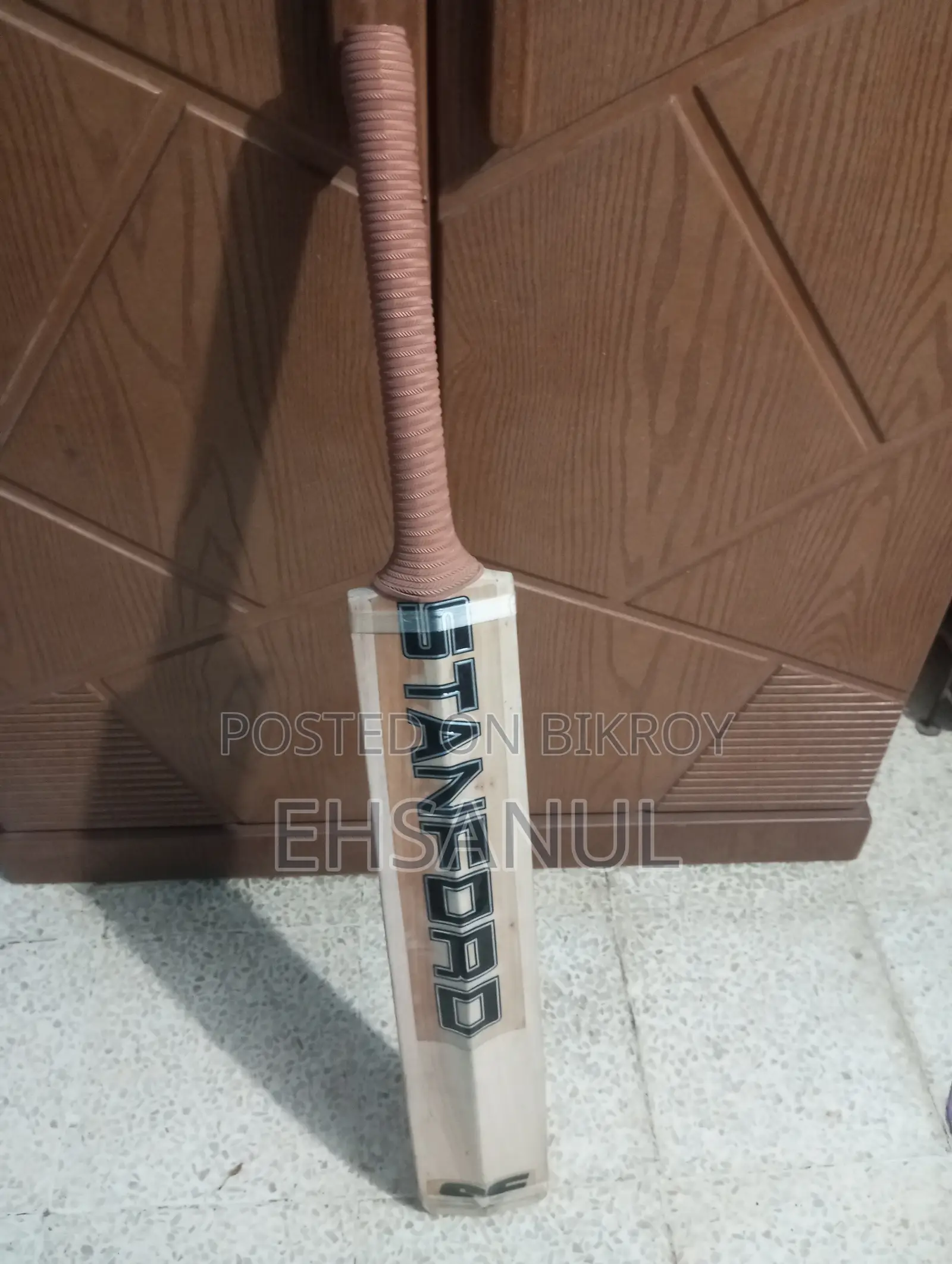 English Willow Cricket Bat. In Great condition. Match Bat.