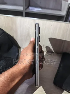 শাওমি রেডমি নোট ১৩ প্রো প্লাস ২৫৬ জিবি হোয়াইট
