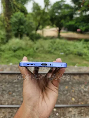 আইকিউও ২৫৬ জিবি ব্লু