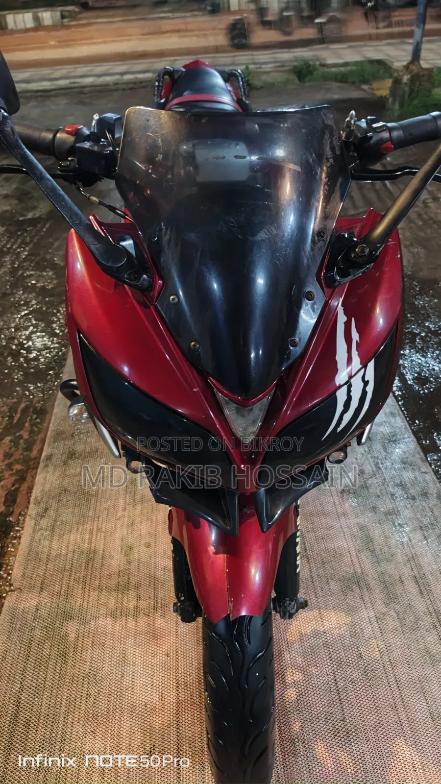 Yamaha Fazer V1 2011 Red