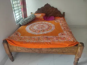 খাট ৫/৭ ফুট
