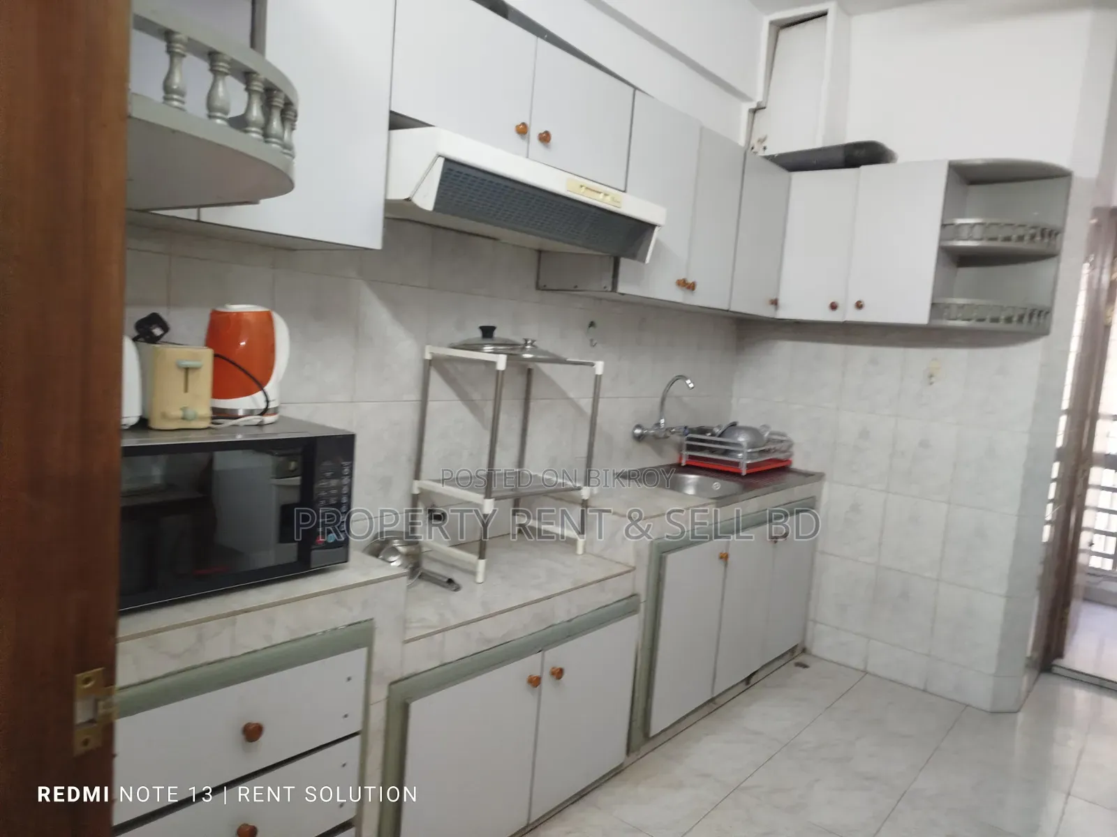 Furnished 3-Bedroom Apartment in Property Rent Sell, Banani for Rent