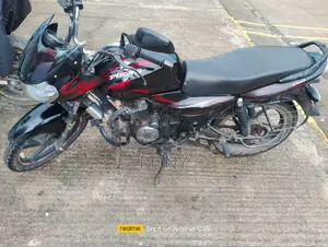 বাজাজ ডিসকভার ১৫০ ২০১১ ব্ল্যাক