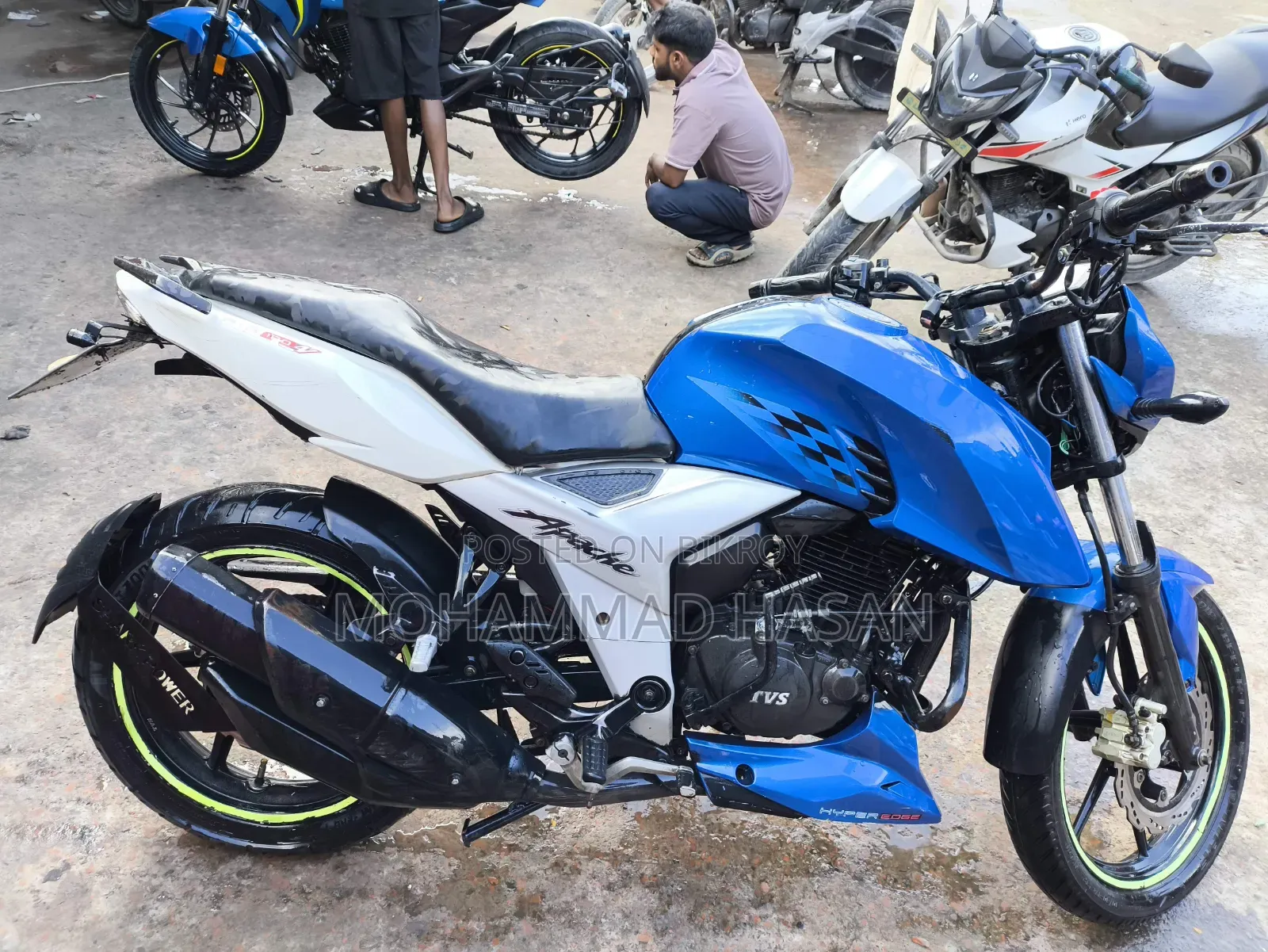 TVS Apache 160 4V 2020 Blue