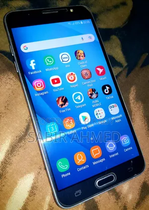Samsung Galaxy J7 Pro 32 GB Black