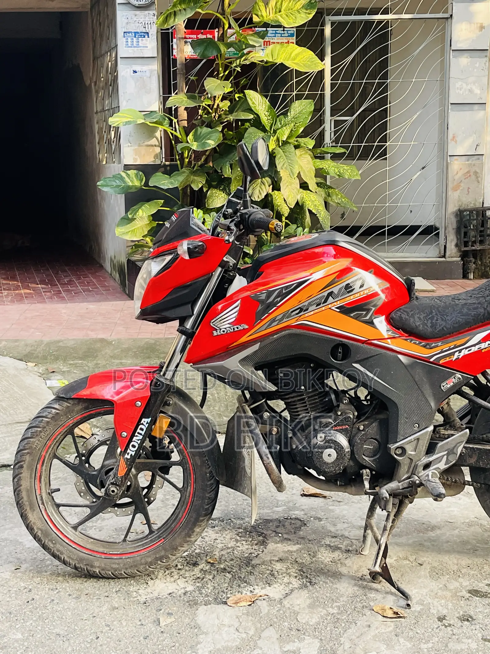 Honda Hornet 2018 Red