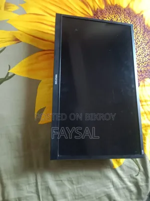 একদম নতুন অল্প কয়েক দিন ব্যাবহার করা হয়েছে