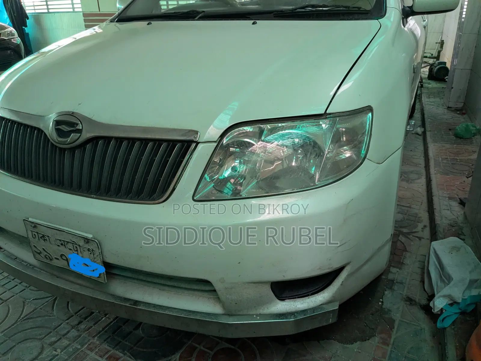 Toyota Corolla 2005 Pearl